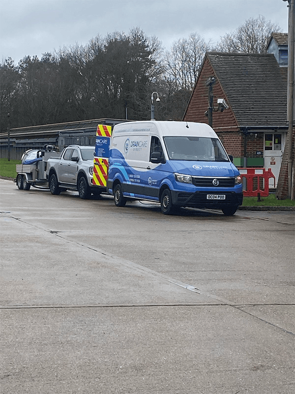 24 Hour Drain Unblocking — image 2