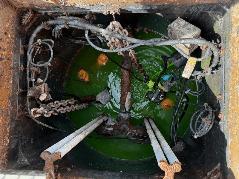 Blocked drain fully cleared using high-pressure water jetting β same-day resolution for a residential property in South London.